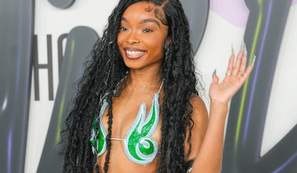 Lola Brooke Height