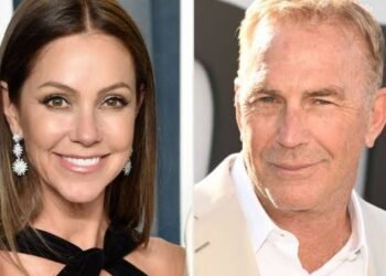kevin costner's wife