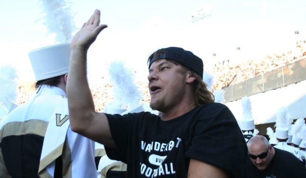 theo von mom
