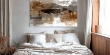 Choose Wall Art for Your Bedroom
